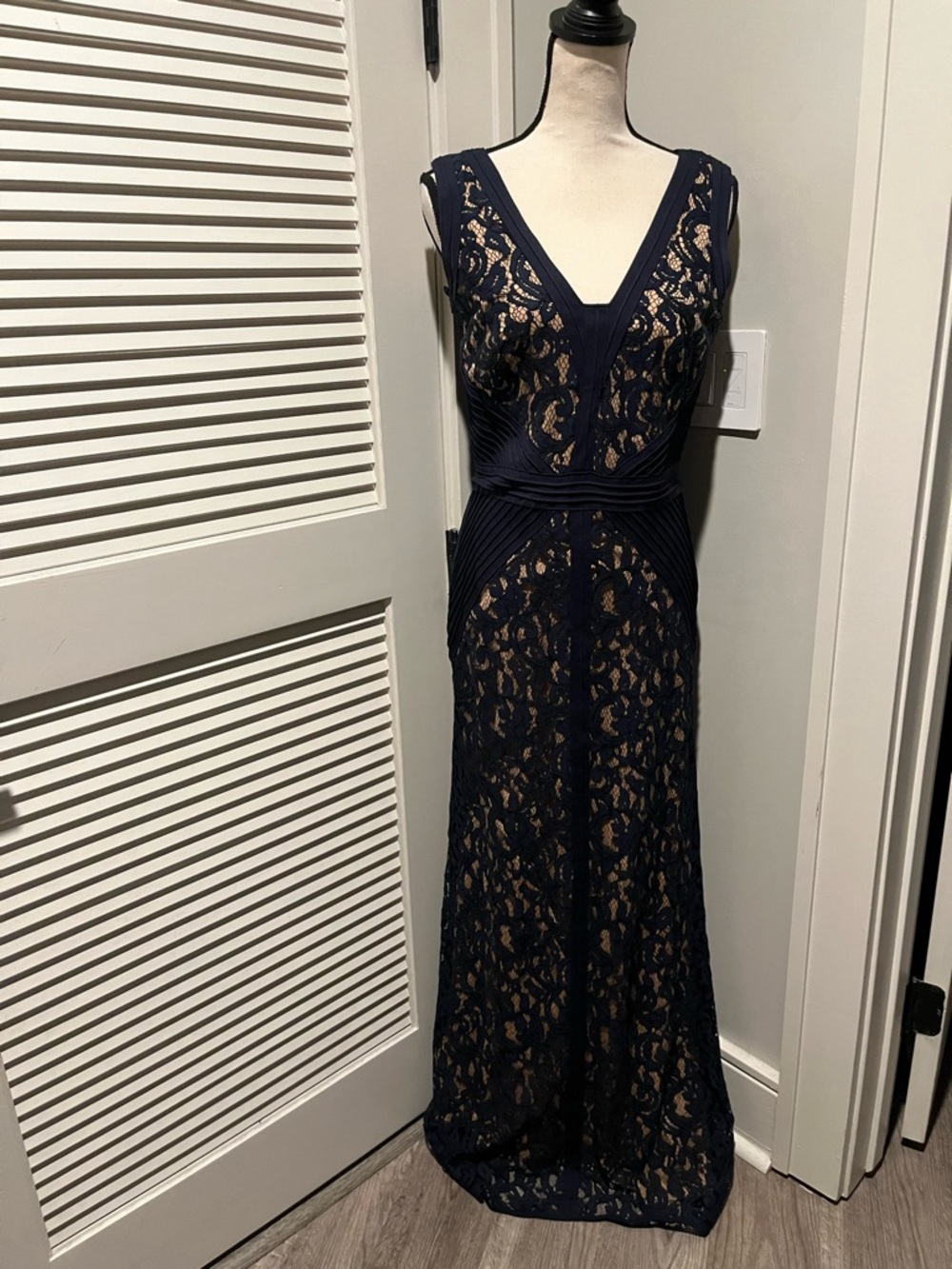 Tadashi Shoji Navy Lace V-Neck Maxi Gown with Nude Lining